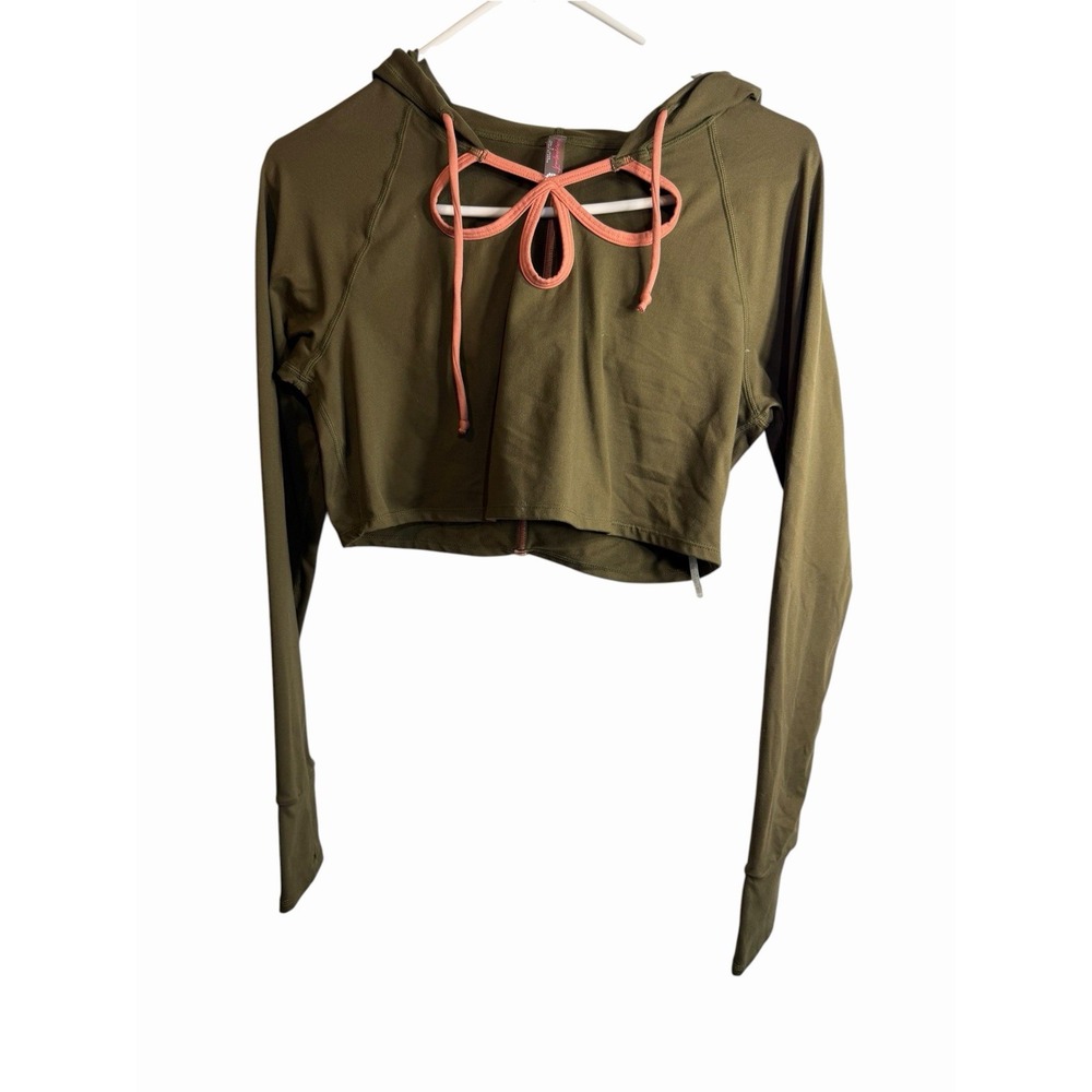 FP movement womens long sleeve hooded cropped top shirt thumb holes size small